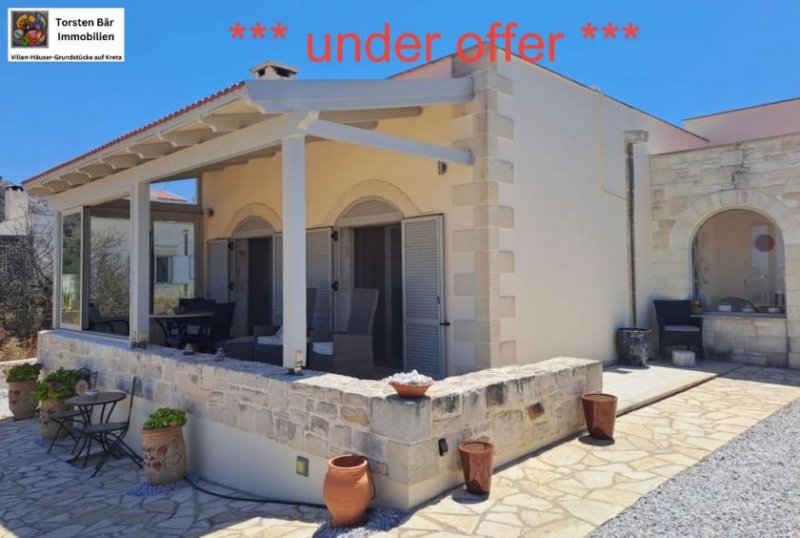 Drapanos Kreta, Drapanos Freistehender Steinbungalow mit 3 Schlafzimmern und 2 Bädern, großem Garten und Meerblick.*** under offer ***
